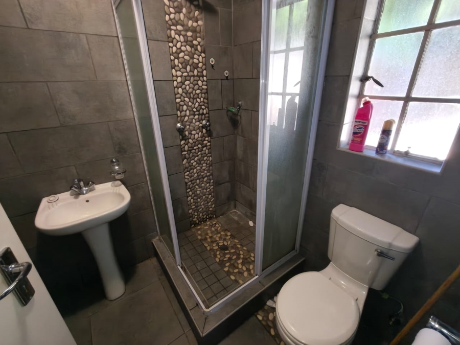 3 Bedroom Property for Sale in Waterkloof East North West